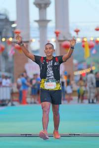 BIB: 5480
                            <button type="button" onclick="openModal(21766692)" class="btn btn-primary btn-sm float-right btn-popup" data-toggle="modal" data-target=".modal-high-quality">
                        <i class="fas fa-shopping-cart"></i> Add to Cart
                    </button>
                                            <button type="button" onclick="isThisMe(21766692, true)" class="btn btn-success btn-sm float-right btn-popup btn-isme hidden" data-toggle="tooltip" data-placement="bottom" title="นี่คือรูปของคุณใช่ไหม คลิกที่นี่เพื่อเอาเข้าอัลบั้ม">
                        <i class="fas fa-plus"></i> Add to album
                    </button>
                    <button type="button" onclick="isThisMe(21766692, false)" class="btn btn-warning btn-sm float-right btn-popup btn-isnotme hidden">
                        <i class="fas fa-ban"></i> Remove from album
                    </button>